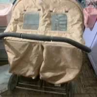 کالسکه دوقلو خارجی