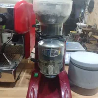 آسیاب قهوه و یخچال