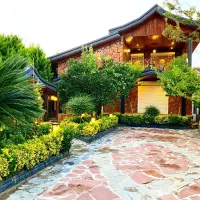 ویلا پلاک یک جنگل/مبله/استخر داخل/ حیاط بزرگ