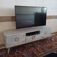 تلویزیون و زیر تلویزیون