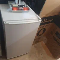 پلار ۷ فوت یخچال فریزر کوچک موتورخارجی (۶ ماه کار)|یخچال و فریزر|تهران, جنت‌آباد شمالی|دیوار