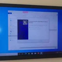 مانیتور  نمایشگر لمسی با پایه چرخدار