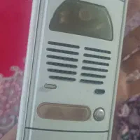 زنگ در حیاط