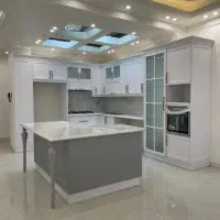 اجرای کابینت-نئوکلاسیک-ممبران-هایگلاس-انزوپولیش