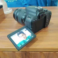 دوربین canon 800 d پک لنز  18-135 موجود در جعبه
