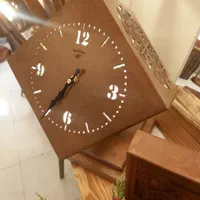 اباژور و ساعت چوبی|چراغ خواب و آباژور|اصفهان, مصلی|دیوار