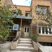 رهن و اجاره انبار واقع در خیابان بهارستان|اجارهٔ دفتر صنعتی، کشاورزی، تجاری|تهران, بهارستان|دیوار