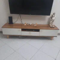 میز تلویزیون و کنسول و آینه نو نو نو