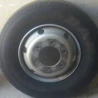 رینگ و لاستیک ماشین نیسان در حدنو