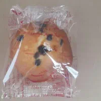 انواع کیک وکوچه و کیک یزدی و آب میوه در خدمتیم