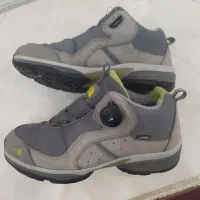 کتونی نورث فیس اصل کره سایز ۴۰ درحد نو