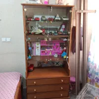 یک عدد تخت  تکی و بوفه  سه کشو  میز تلفن  پاتختی|مبلمان خانگی و میز عسلی|همدان, |دیوار