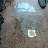 میز شیشه‌ای