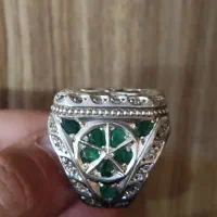انگشتر نقره کلکسیونی زمرد اصل برلیان اصل( ۸۰ گرم )|جواهرات|تهران, تجریش|دیوار
