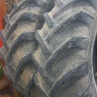 یک جفت لاستیک عقب تراکتور فرگوسن چهار سیلندر