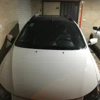خودروکویئک r اتوماتیک