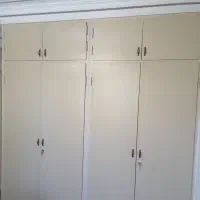 درب کمد دیواری، کابینت و روشویی