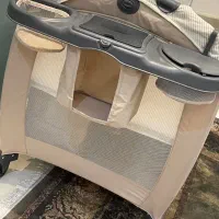 تخت و پارک کودک Graco کم‌کارکرد و تمیز|تخت و صندلی بچه|قم, شهرک قدس|دیوار