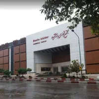 فروشنده پوشاک