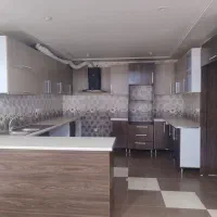 طبقه اول استقلال