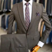 کت و شلوار دیپلمات