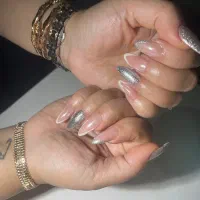 ناخن کاشت و ترمیم اقتصادی