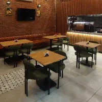 میز و صندلی