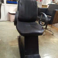 با سلام یک عدد صندل. اصلاح به فروش میرسد