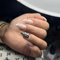 کاشت ناخن و آموزش ناخن با تخفیف ویژه و محدود|خدمات آرایشگری و زیبایی|ساوه, |دیوار