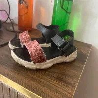 کفش بچه گانه|کفش و لباس بچه|رشت, فلسطین|دیوار
