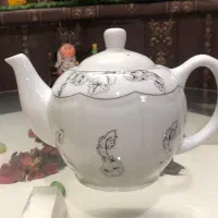 قوری چینی و فنجان