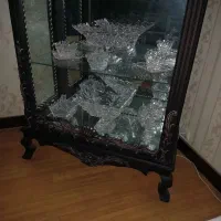 دکور چوبی ویترین چوب گردو|بوفه، ویترین، کنسول|کرج, شاهین‌ویلا|دیوار