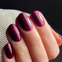 کاشت و ترمیم ناخن نیاوران