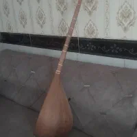 دوتار|سازهای سنتی|بوژگان, |دیوار