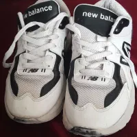 کتونی درحد نو تمیز سایز ۳۷