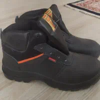 کفش ایمنی 43