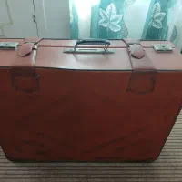 سه چمدان قدیمی دهه ۴۰ و ۵۰|کیف، کفش، کمربند|رشت, استادسرا|دیوار