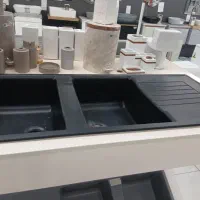 فروشنده صندوقدار کارگرساده