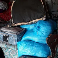 به یک منشی خانم جهت جواب دادن تلفن در منزل