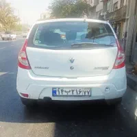 ساندرو اتومات مدل ۹۵|خودرو سواری و وانت|تهران, شهرآرا|دیوار