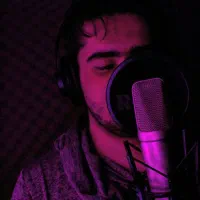 استدیو صدا و پادکست و ترانه و...