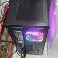 کیس گیمینگ همراه مانیتور و موس کیبورد