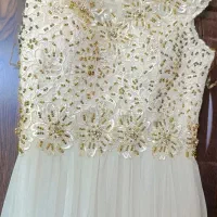 لباس مجلسی|لباس|فولادشهر, مسکن مهر فولادشهر|دیوار