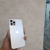 ۱۲‌ پرو 128