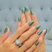 تخفیف ویژه کاشت ناخن