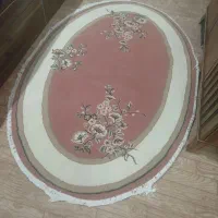 فرش بیضی