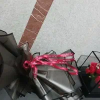 گل قرمز|گل مصنوعی|همدان, |دیوار