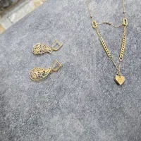 گوشواره وگردنبند طلا