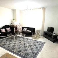 مبله لوکس ومرتب|اجارهٔ کوتاهمدت آپارتمان و سوئیت|شیراز, شهرک استقلال|دیوار