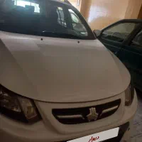 کوییک R سفید